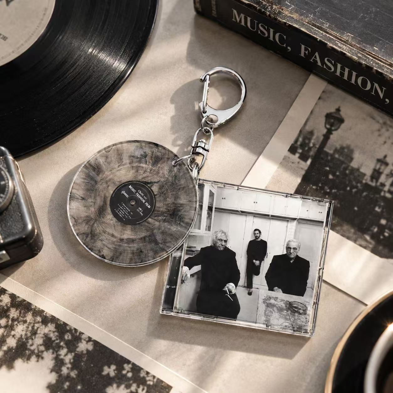 Phone Accessories Charms - Gantungan Kunci C-Charli Xcx, Musik, Mode,