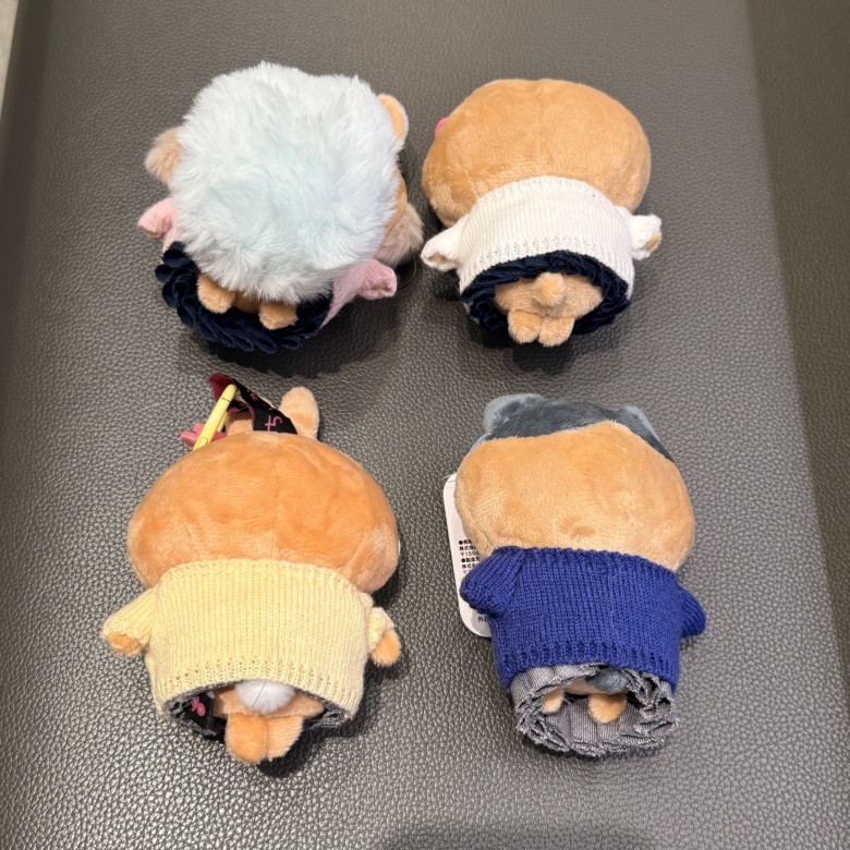 Sweater Gyaru Kulit Gelap Shib - Phone Accessories Charms ulasan dan harga